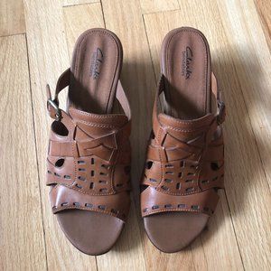 clarks Bendable Leather Upper 36983 Wedge Slip On Open Toe size 10